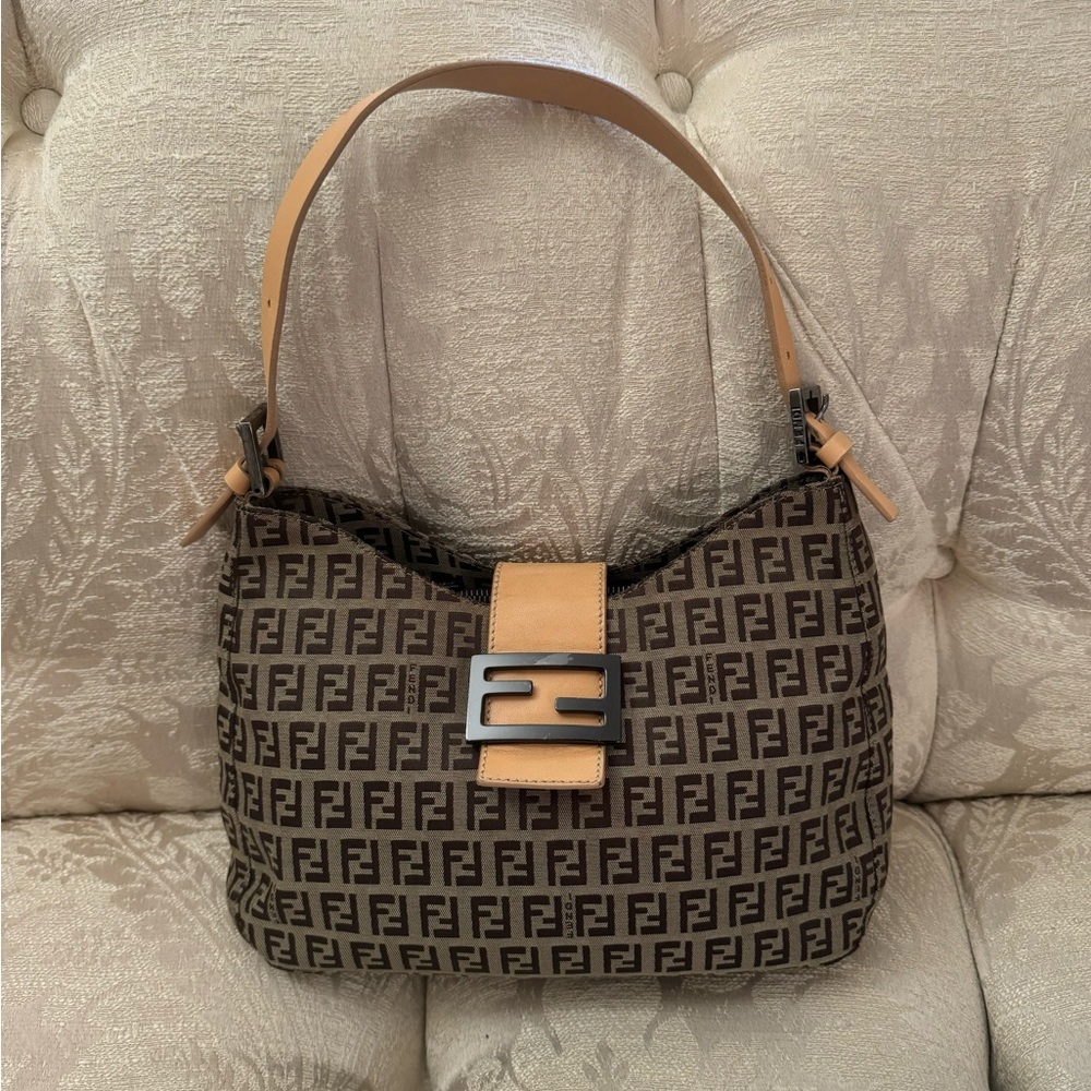 FENDI ZUCCA CANVAS SHOULDER BAG